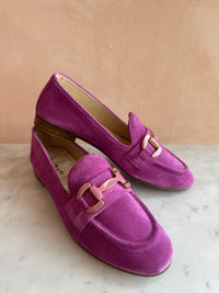 WAVE - 28445 Suede Fuchsia Loafer