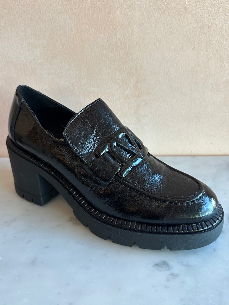 Viguera - Black Patent Chunky Heeled Loafer