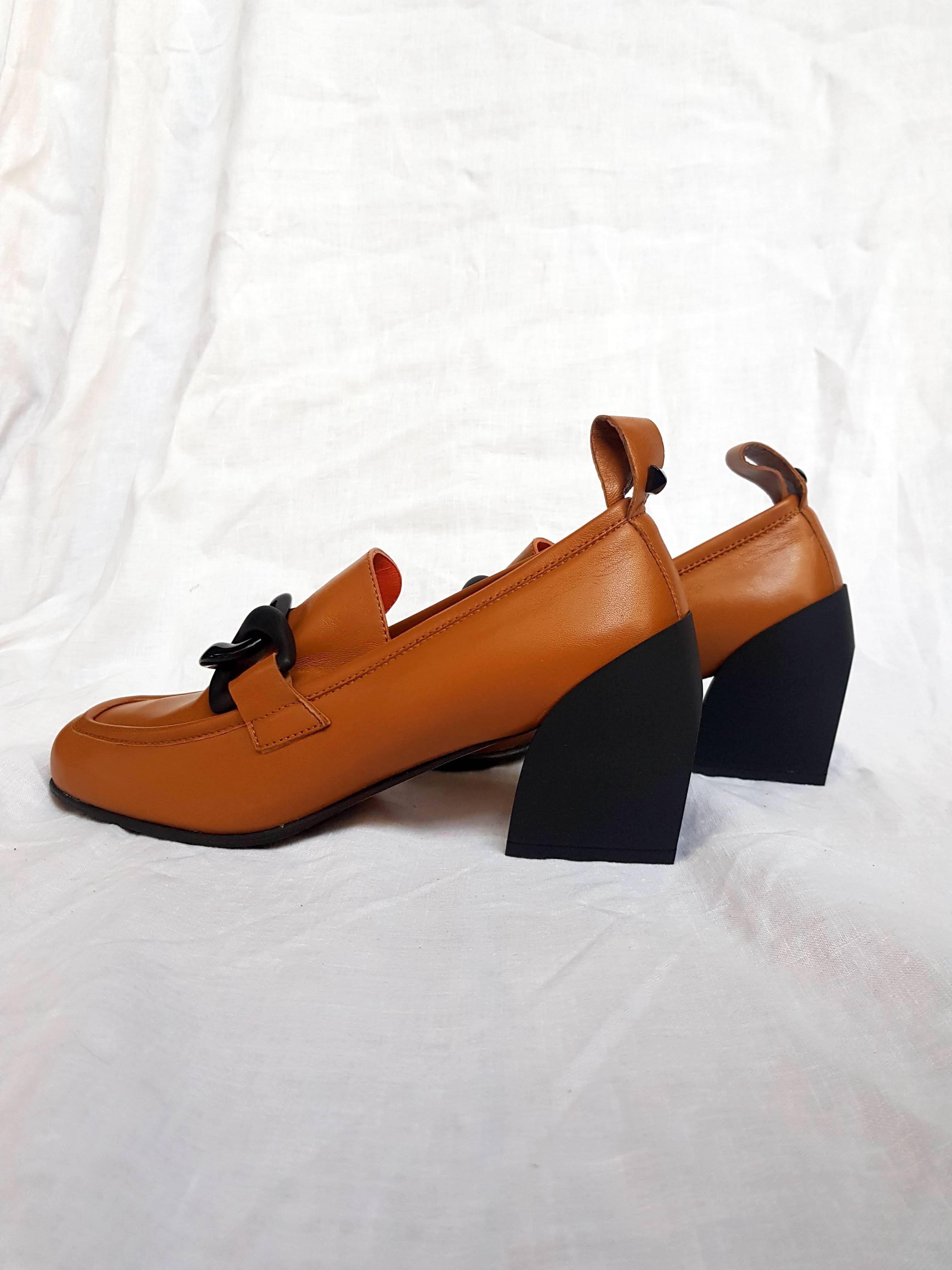 Buy Beige Casual Shoes for Women by Flat n Heels Online | Ajio.com