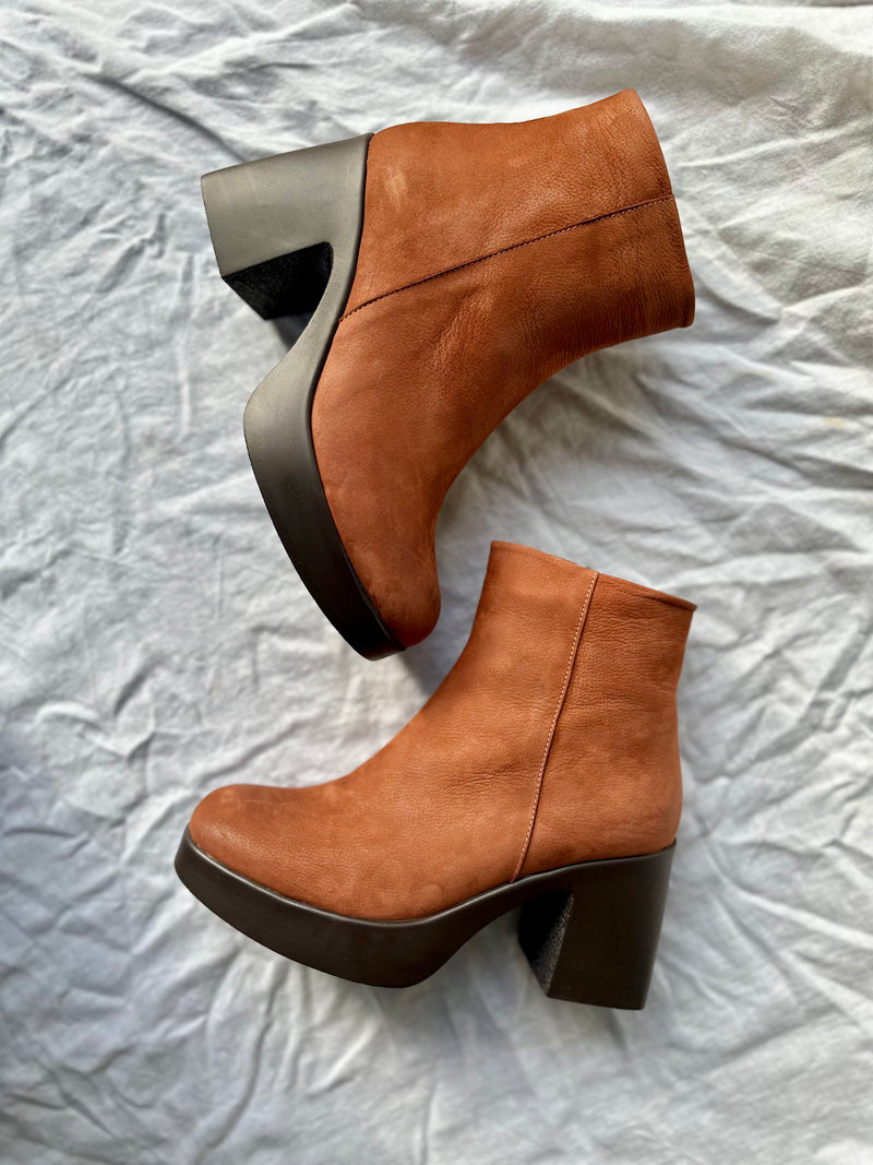 Sempre Di - Platform Tan Suede